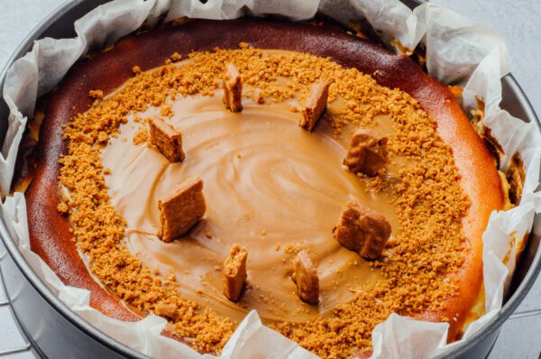 Lotus Biscoff Cheesecake Topped